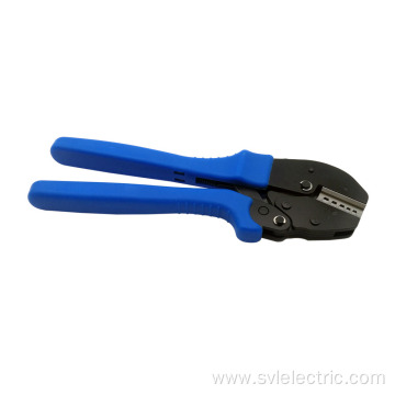 HDC crimp tool to crimp contacts